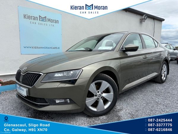 Skoda Superb Hatchback, Diesel, 2017, Green