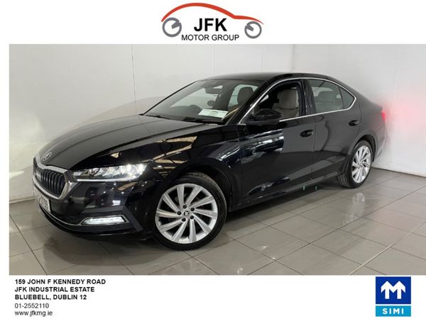 Skoda Octavia Hatchback, Diesel, 2022, Black