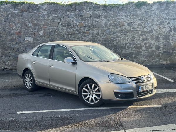 Volkswagen Jetta Saloon, Diesel, 2008, Beige
