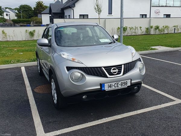Nissan Juke SUV, Petrol, 2014, Silver