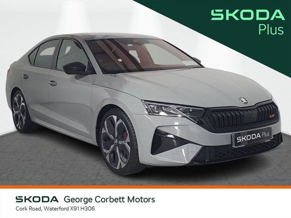 Skoda Octavia Hatchback, Petrol, 2025, Grey