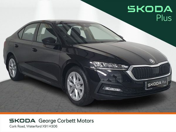 Skoda Octavia Saloon, Petrol, 2024, Black