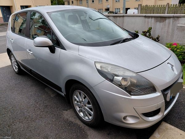 Renault Scenic MPV, Diesel, 2010, Silver