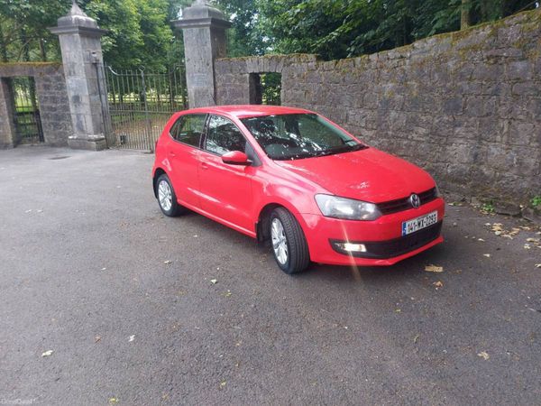 Volkswagen Polo Hatchback, Diesel, 2014, Red