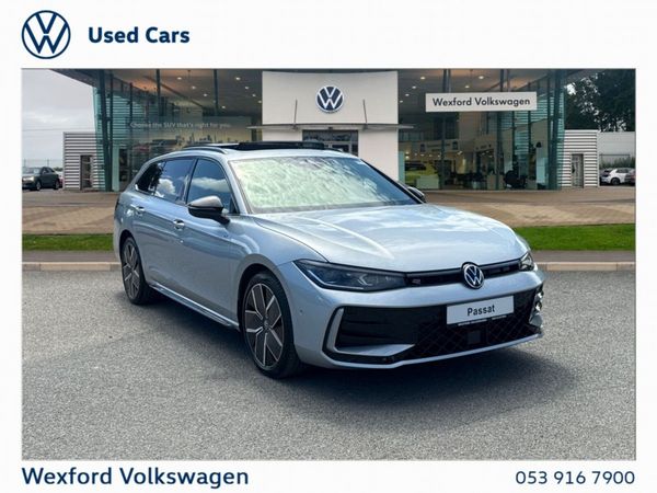 Volkswagen Passat Estate, Diesel, 2026, Silver