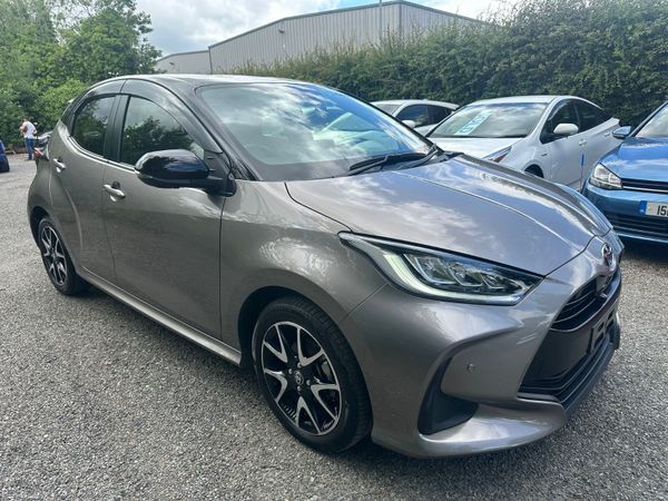 Toyota Yaris Hatchback, Petrol Hybrid, 2022, Grey