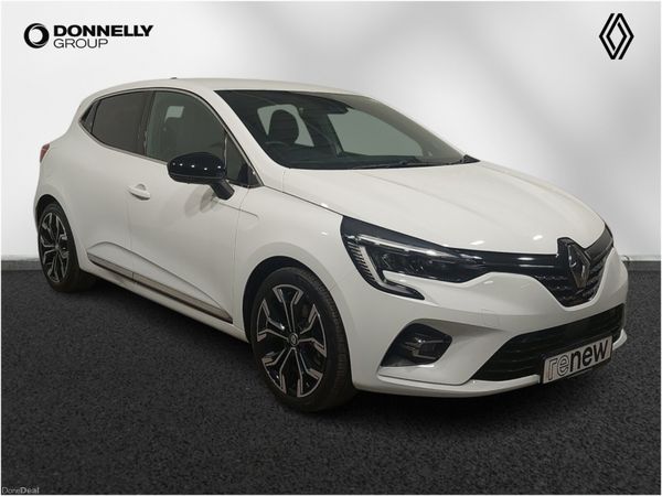 Renault Clio Hatchback, Petrol Hybrid, 2022, White