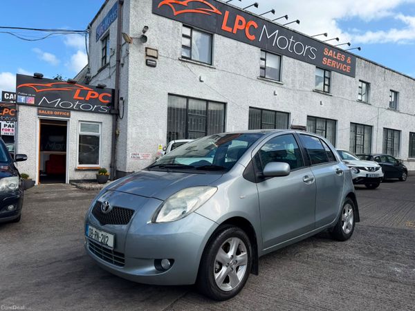 Toyota Yaris Hatchback, Petrol, 2008, Silver