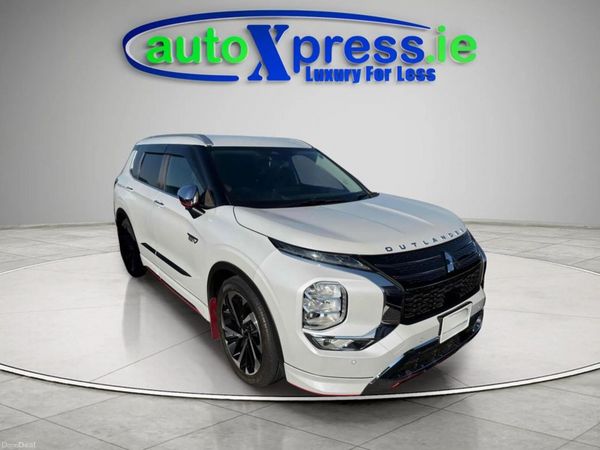 Mitsubishi Outlander SUV, Petrol Plug-in Hybrid, 2022, White