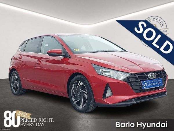 Hyundai i20 Hatchback, Petrol, 2021, Red