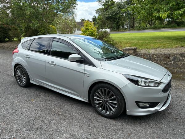 Ford Focus Hatchback, Diesel, 2018, Grey