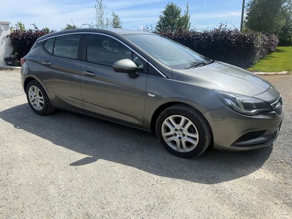 Opel Astra Hatchback, Diesel, 2017, Grey