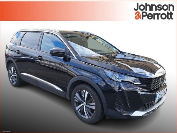 Peugeot 5008 MPV, Petrol, 2023, Black