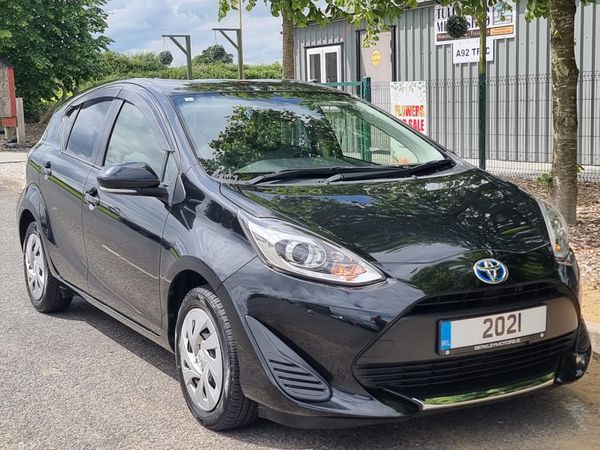 Toyota Aqua Hatchback, Petrol Hybrid, 2021, Black