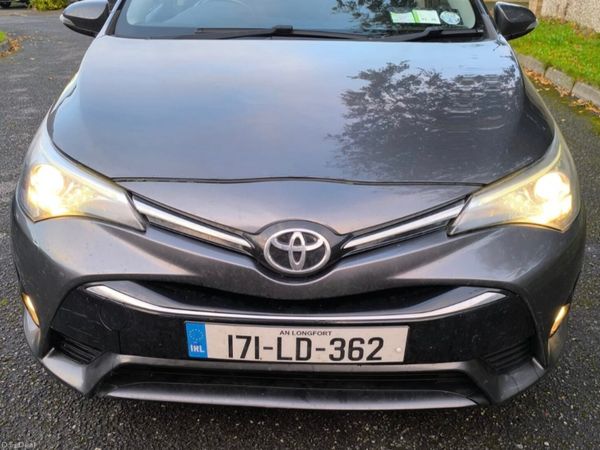 Toyota Avensis Saloon, Diesel, 2017, Grey