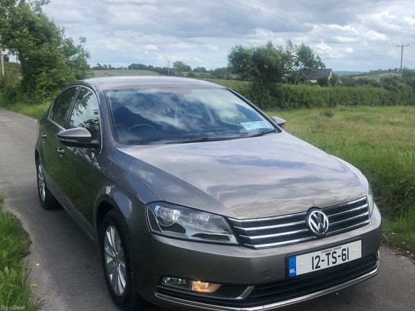Volkswagen Passat Saloon, Diesel, 2012, Brown
