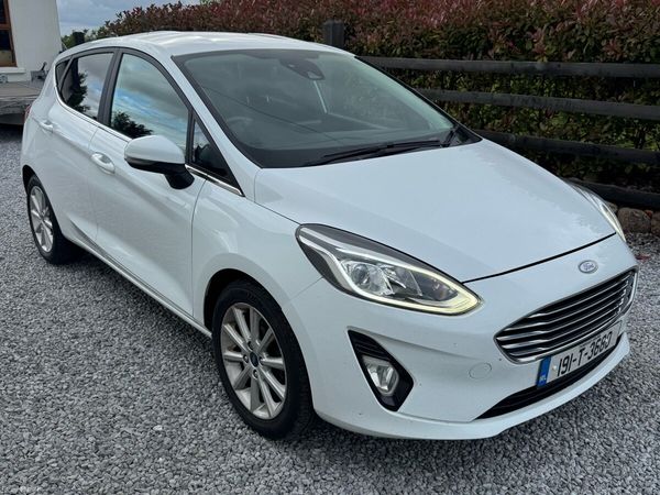 Ford Fiesta Hatchback, Petrol, 2019, White