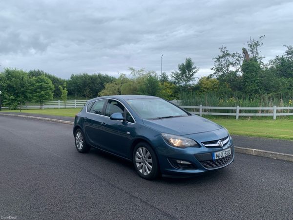 Vauxhall Astra Hatchback, Diesel, 2014, Blue