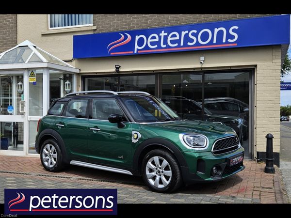 Mini Cooper Hatchback, Petrol Hybrid, 2023, Green