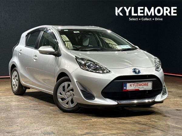 Toyota Aqua Hatchback, Petrol Hybrid, 2020, Silver