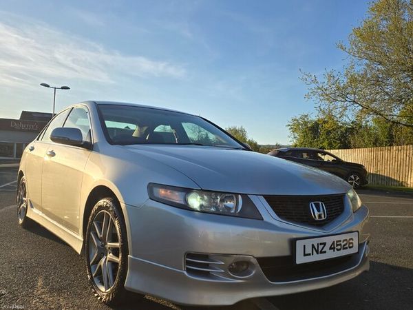 Honda Accord Saloon, Petrol, 2007, Silver