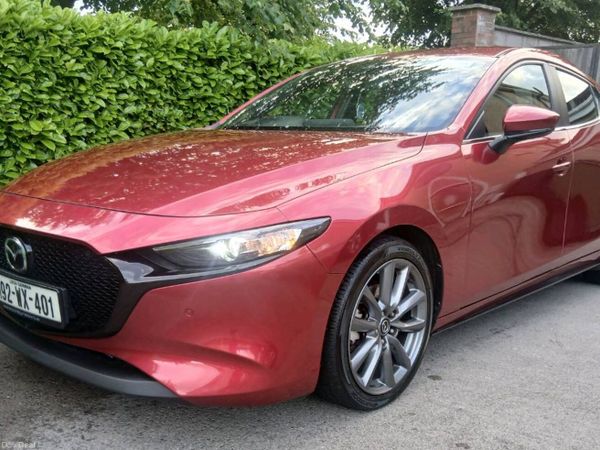 Mazda Mazda3 Hatchback, Petrol, 2019, Red