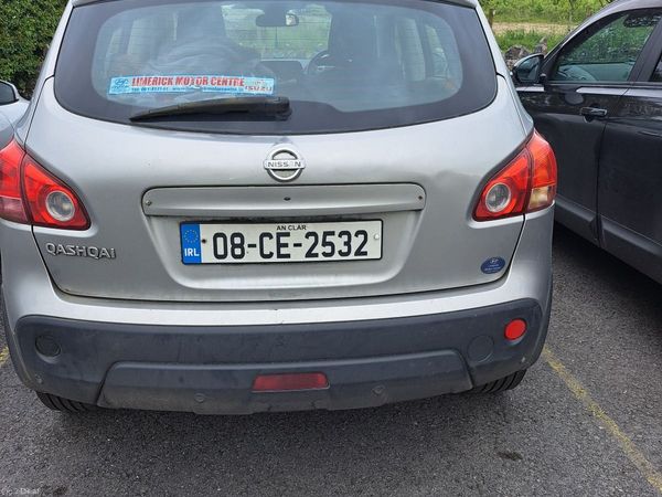 Nissan Qashqai Hatchback, Petrol, 2008, Silver
