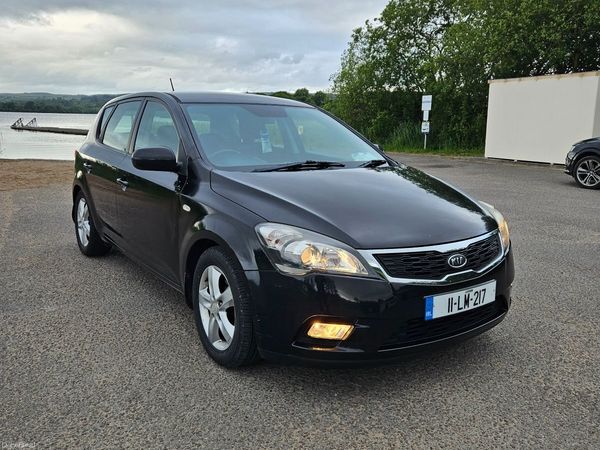 Kia Ceed Hatchback, Diesel, 2011, Black