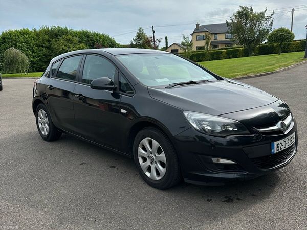Vauxhall Astra Hatchback, Diesel, 2015, Black