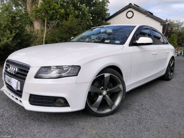 Audi A4 Saloon, Diesel, 2011, White