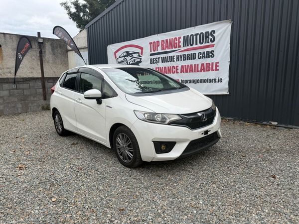 Honda Fit Hatchback, Petrol Hybrid, 2017, White