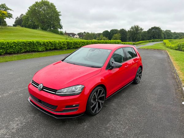 Volkswagen Golf Hatchback, Petrol, 2016, Red