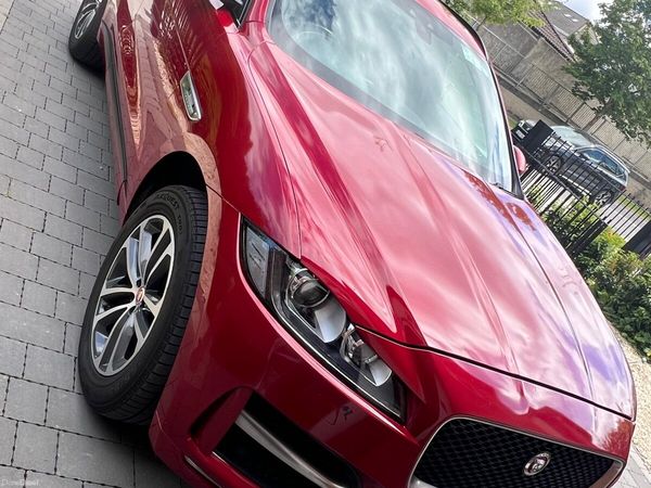 Jaguar F-Pace SUV, Diesel, 2020, Red