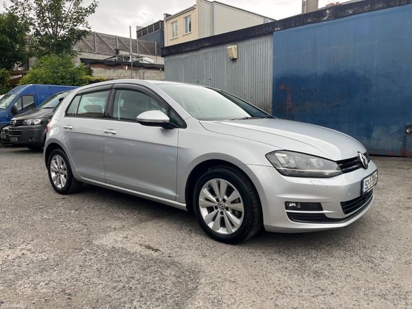 Volkswagen Golf Hatchback, Petrol, 2015, Silver