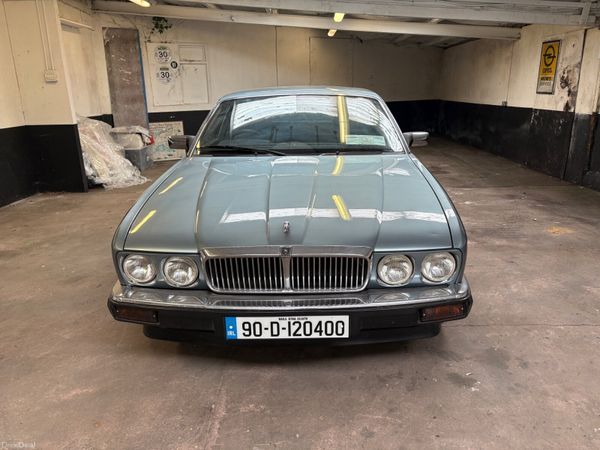 Jaguar XJ Saloon, Petrol, 1990, Blue