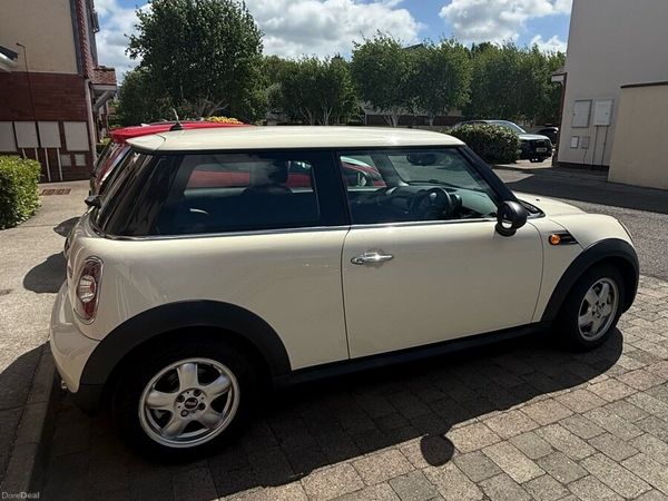 Mini One Hatchback, Petrol, 2010, White