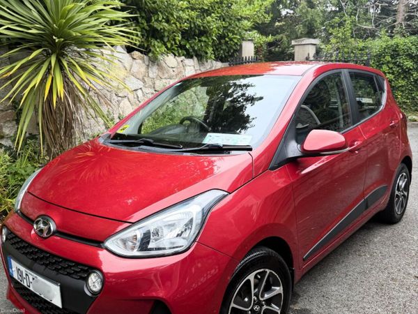 Hyundai i10 Hatchback, Petrol, 2019, Red