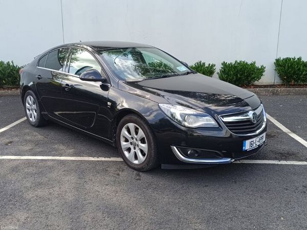 Vauxhall Insignia Hatchback, Diesel, 2016, Black