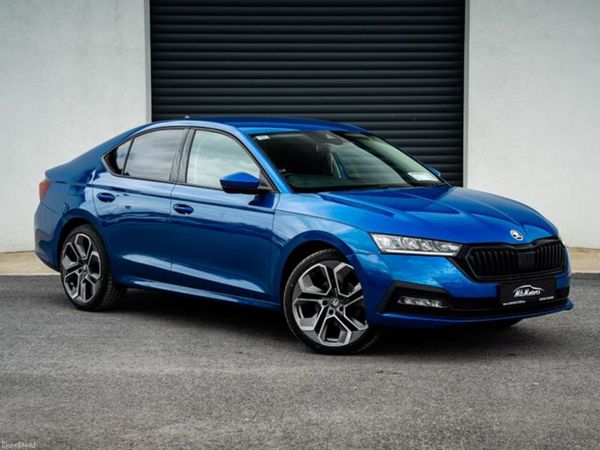 Skoda Octavia Saloon, Diesel, 2021, Blue