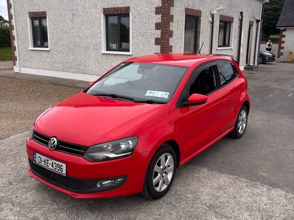 Volkswagen Polo Hatchback, Petrol, 2013, Red