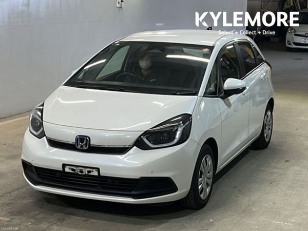 Honda Fit Hatchback, Petrol Hybrid, 2023, White