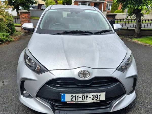 Toyota Yaris Hatchback, Petrol, 2021, Grey