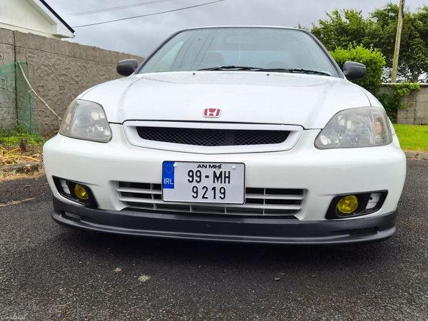 Honda Civic Saloon, Petrol, 1999, White