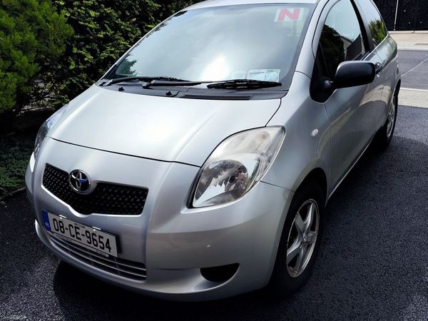 Toyota Yaris Hatchback, Petrol, 2008, Silver