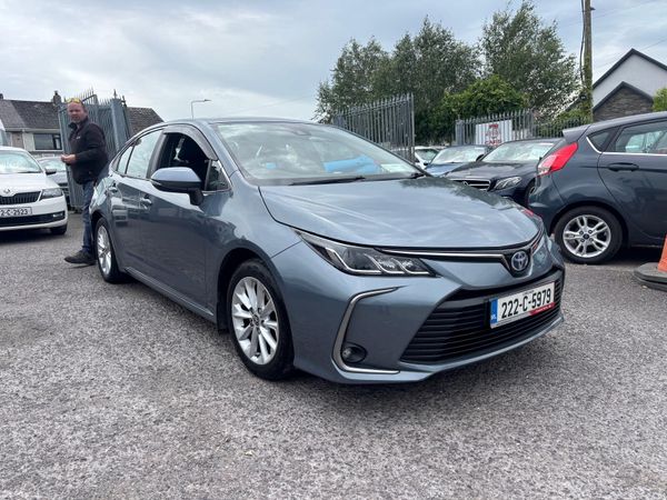 Toyota Corolla Saloon, Petrol Hybrid, 2022, Grey