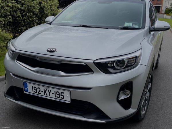 Kia Stonic Estate/Jeep, Petrol, 2019, Grey