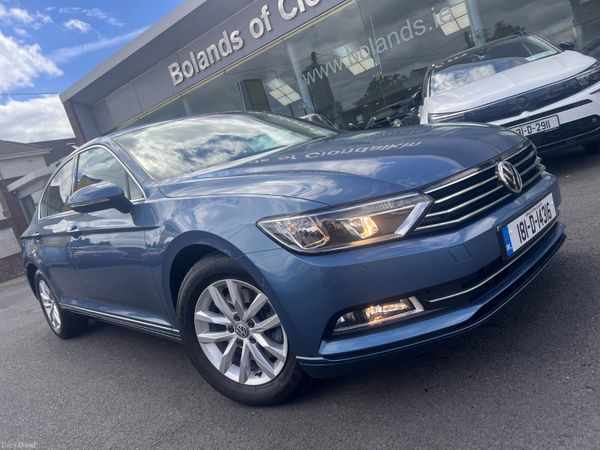 Volkswagen Passat Saloon, Diesel, 2018, Blue