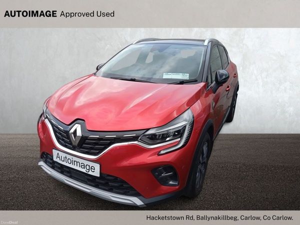 Renault Captur Hatchback, Petrol, 2021, Red