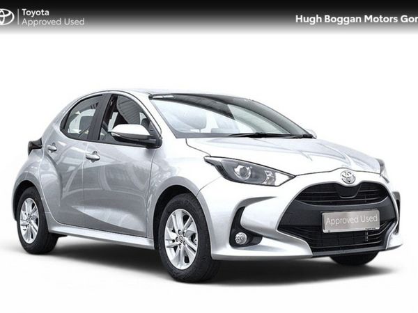 Toyota Yaris Hatchback, Petrol, 2024, Silver