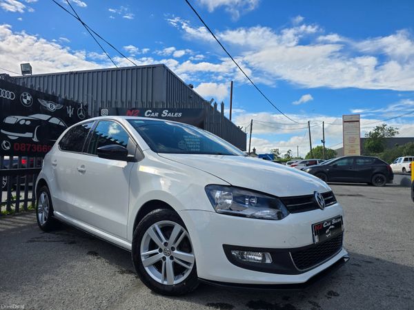 Volkswagen Polo Hatchback, Petrol, 2013, White
